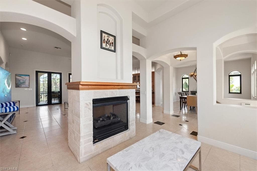 1316 Eagle Run DR, SANIBEL FL 33957-5