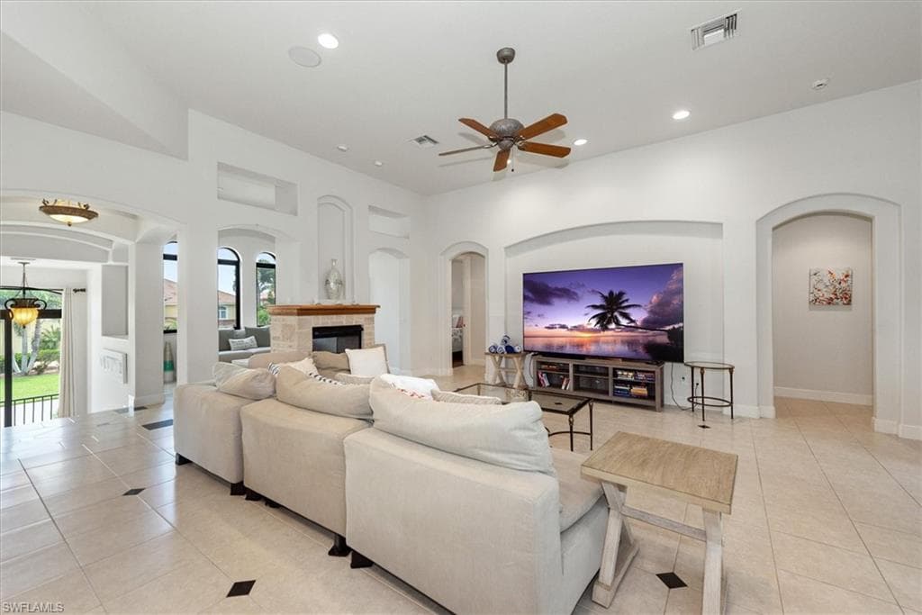 1316 Eagle Run DR, SANIBEL FL 33957-13