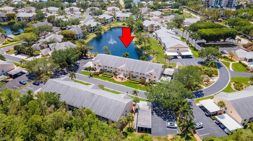 774 Wiggins Lake DR # 106, NAPLES FL 34110-25