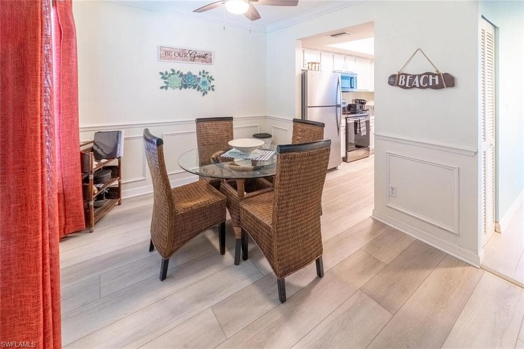 774 Wiggins Lake DR # 106, NAPLES FL 34110-4