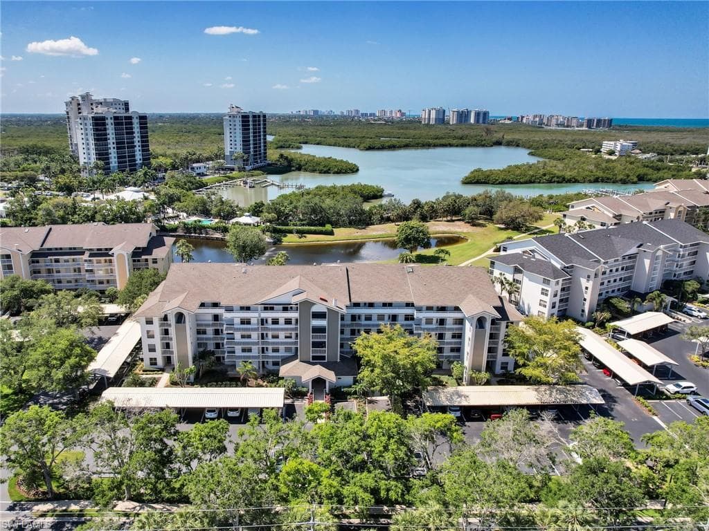 360 Horse Creek DR # 106, NAPLES FL 34110-26