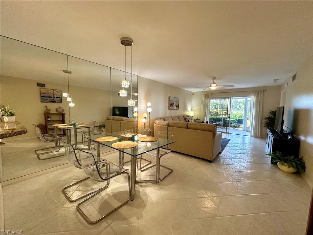 360 Horse Creek DR # 106, NAPLES FL 34110-7