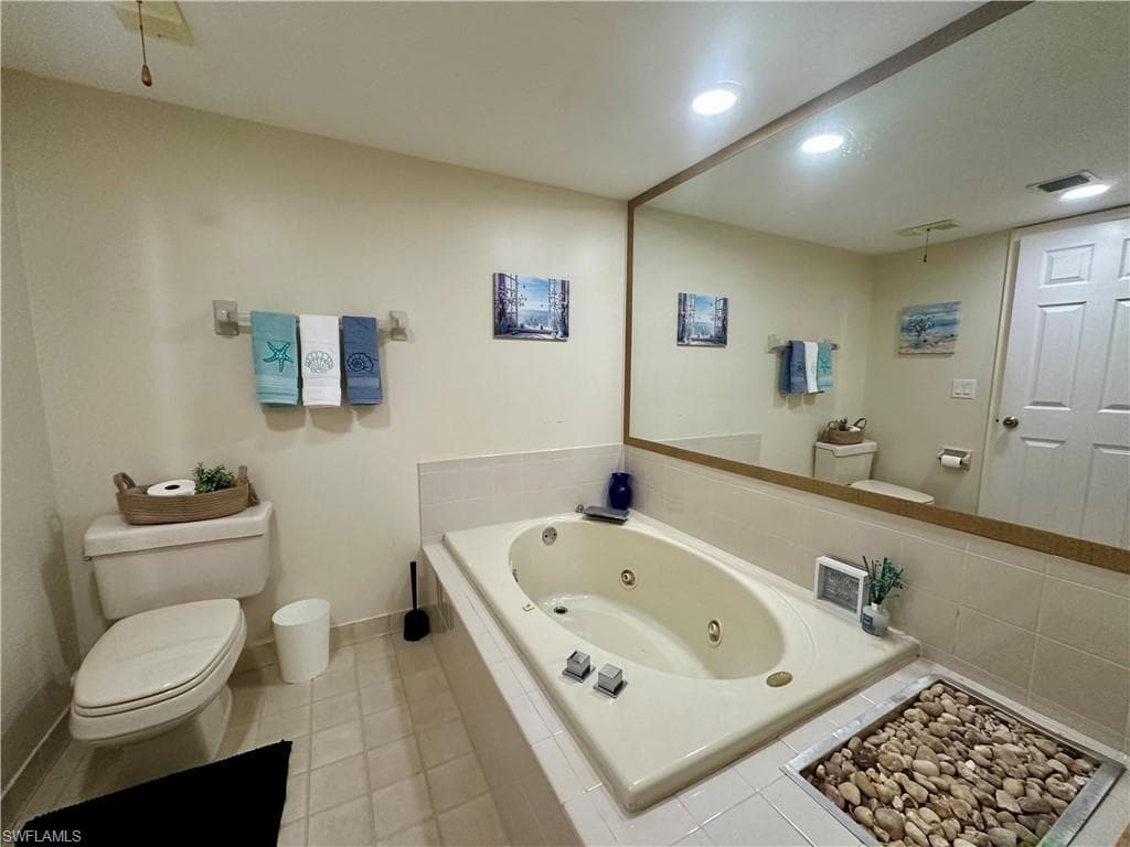 360 Horse Creek DR # 106, NAPLES FL 34110-20