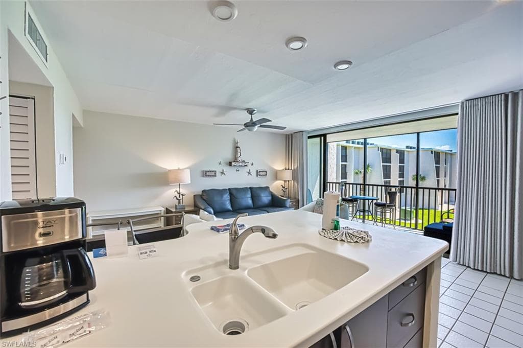 1501 Middle Gulf DR # 307C, SANIBEL FL 33957-15