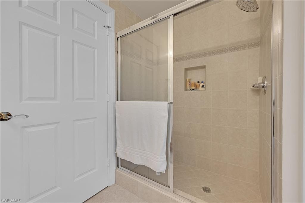 2743 1st ST # 2404, FORT MYERS FL 33916-26