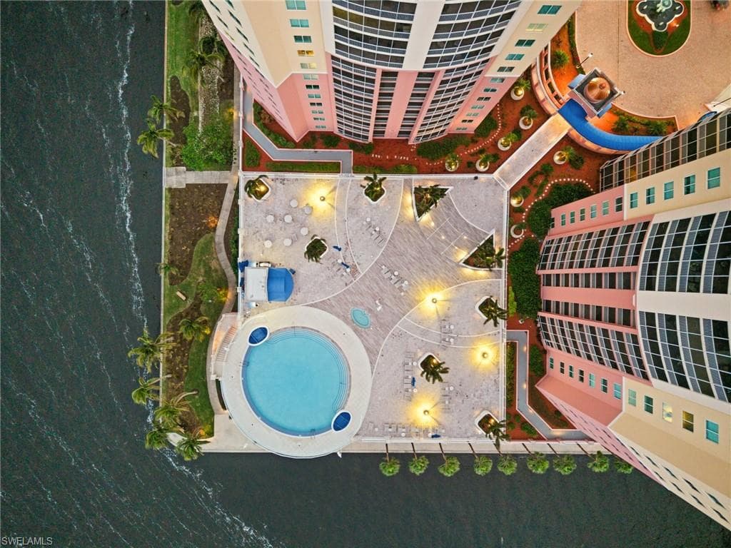 2743 1st ST # 2404, FORT MYERS FL 33916-45