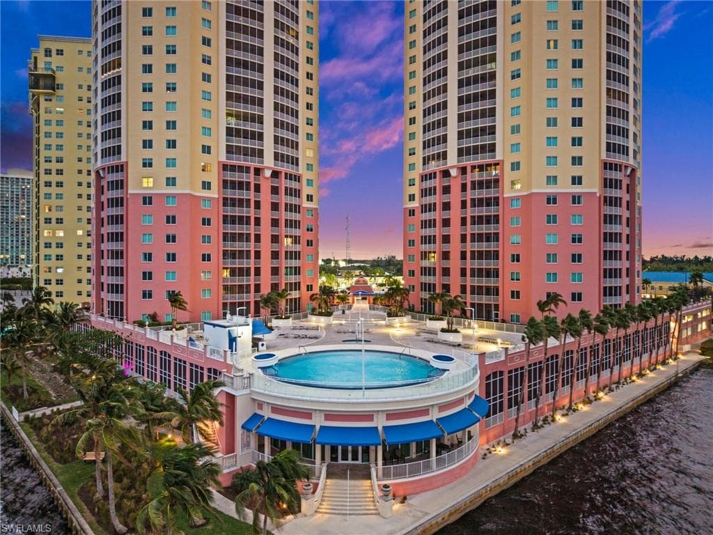 2743 1st ST # 2404, FORT MYERS FL 33916-44