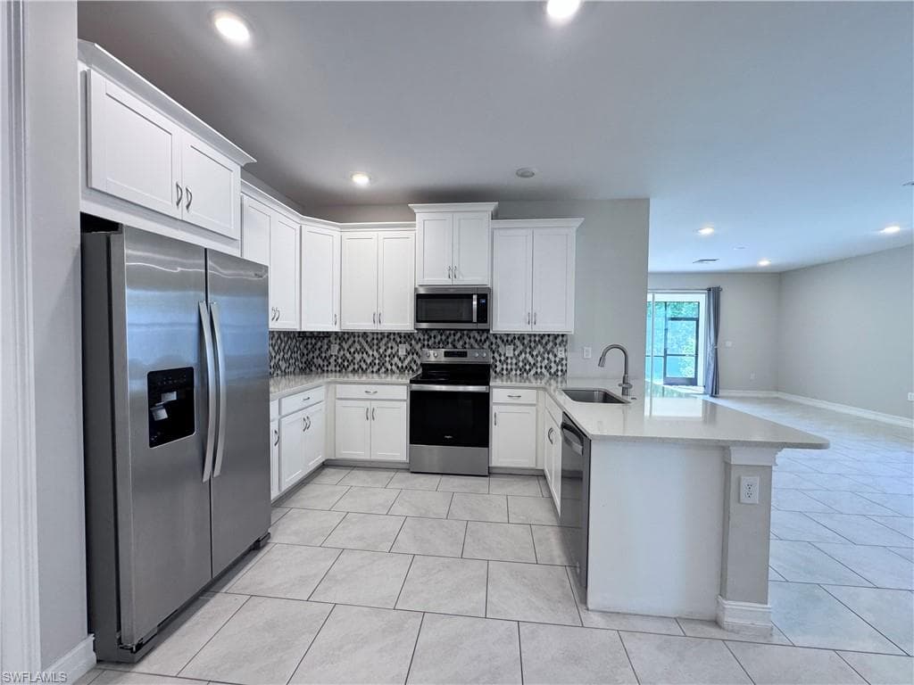 1073 Tranquil Brook DR, NAPLES FL 34114-4