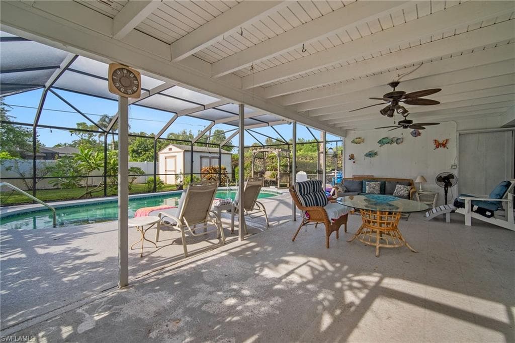 212 Willowick DR, NAPLES FL 34110-21