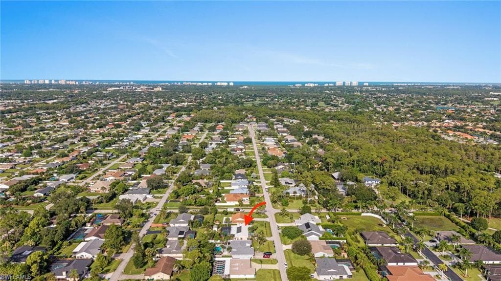 212 Willowick DR, NAPLES FL 34110-2