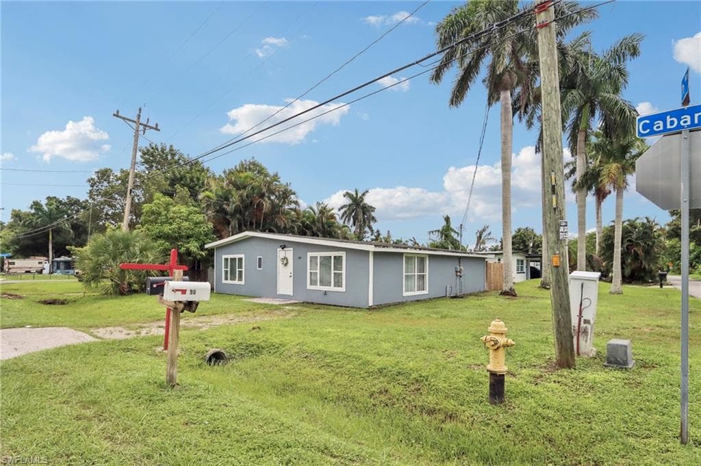 89 Cabana AVE, NORTH FORT MYERS FL 33903-1