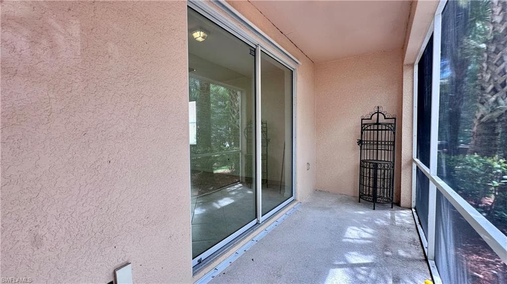 10066 Via Colomba CIR, FORT MYERS FL 33966-21