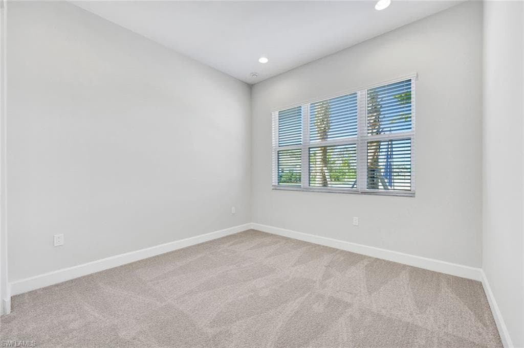 2440 Cambridge WAY, NAPLES FL 34112-14
