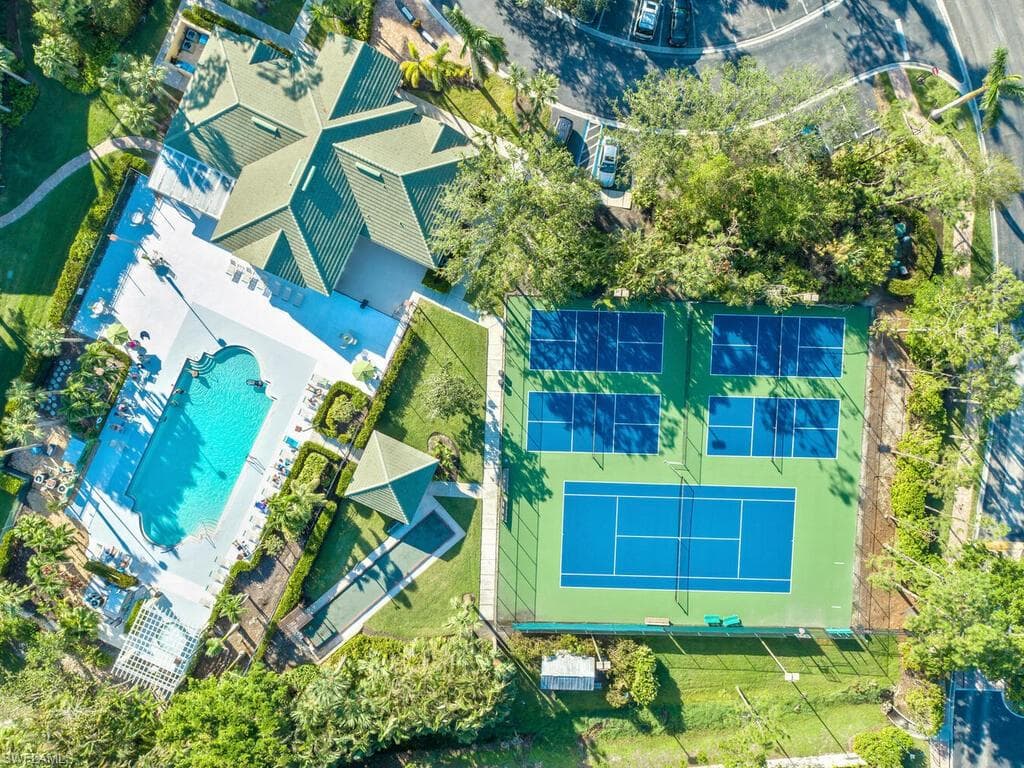 23252 Grassy Pine DR, ESTERO FL 33928-32