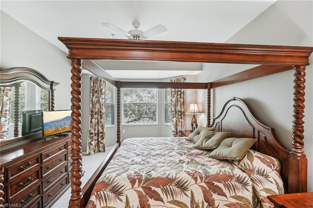 2700 Cypress Trace CIR # 3134, NAPLES FL 34119-15
