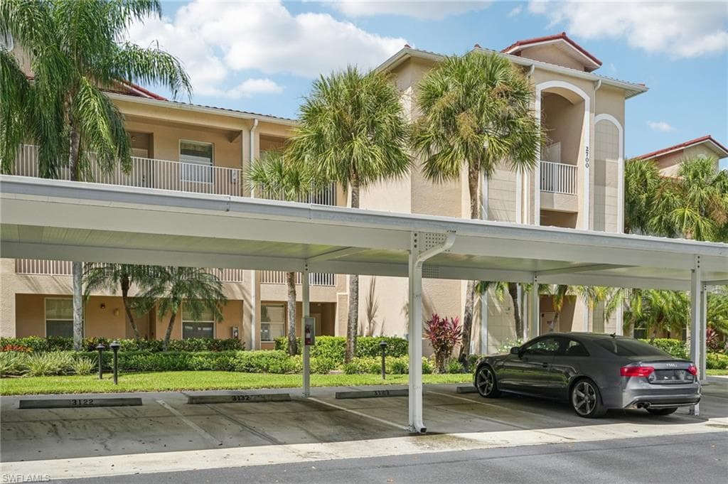 2700 Cypress Trace CIR # 3134, NAPLES FL 34119-2