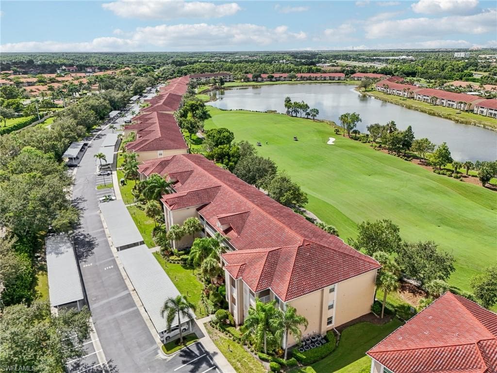 2700 Cypress Trace CIR # 3134, NAPLES FL 34119-33