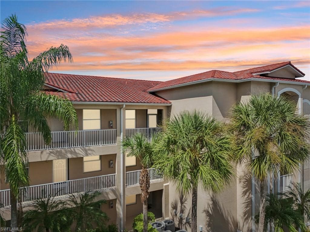 2700 Cypress Trace CIR # 3134, NAPLES FL 34119-37