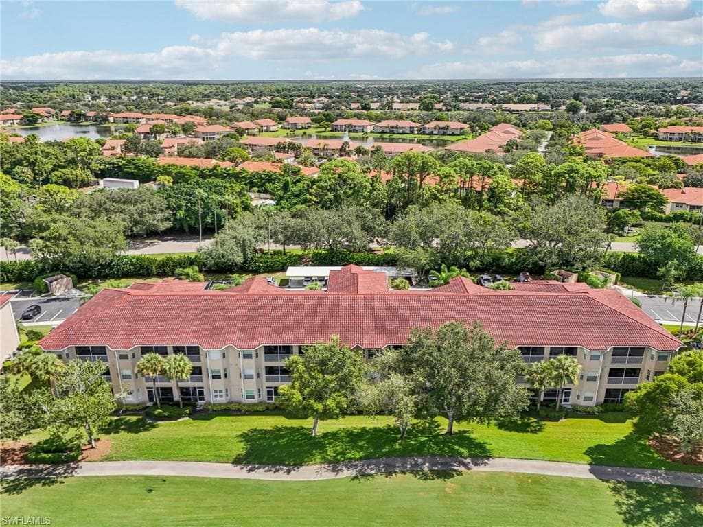 2700 Cypress Trace CIR # 3134, NAPLES FL 34119-36