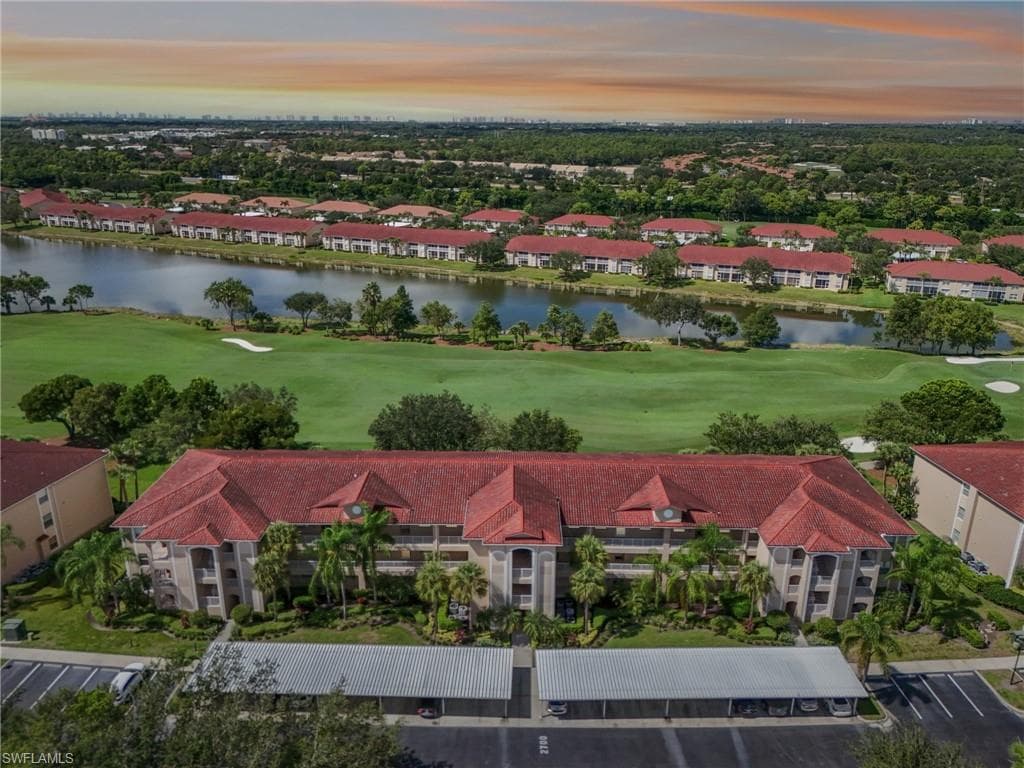 2700 Cypress Trace CIR # 3134, NAPLES FL 34119-38