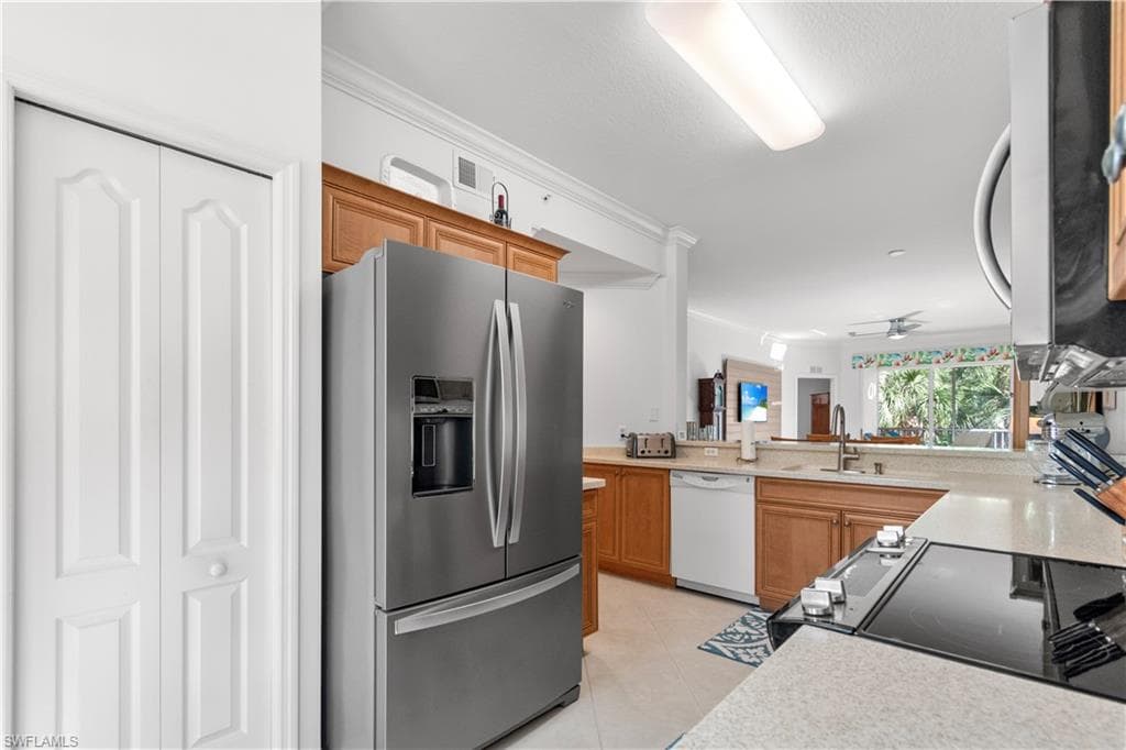 8261 Pathfinder LOOP # 730, FORT MYERS FL 33919-9