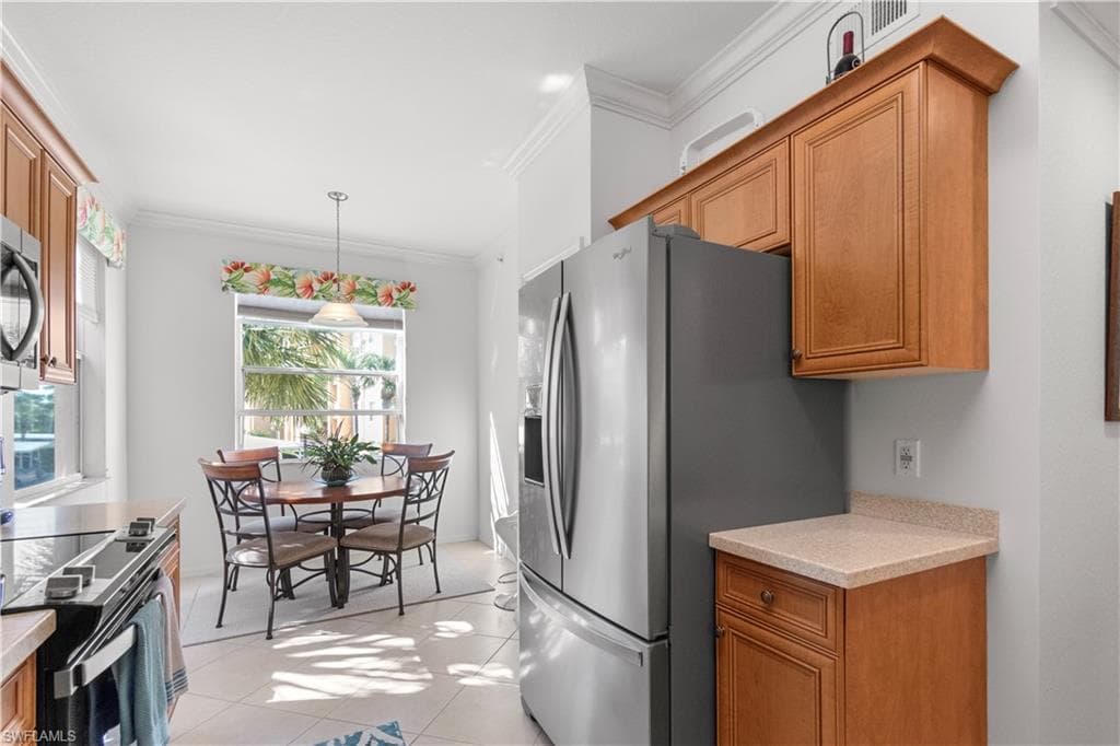 8261 Pathfinder LOOP # 730, FORT MYERS FL 33919-10