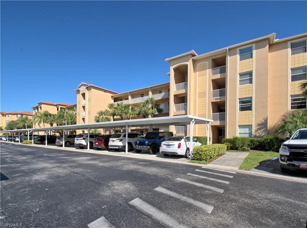 8261 Pathfinder LOOP # 730, FORT MYERS FL 33919-24