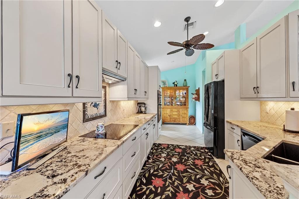 20073 Ballylee CT, ESTERO FL 33928-8