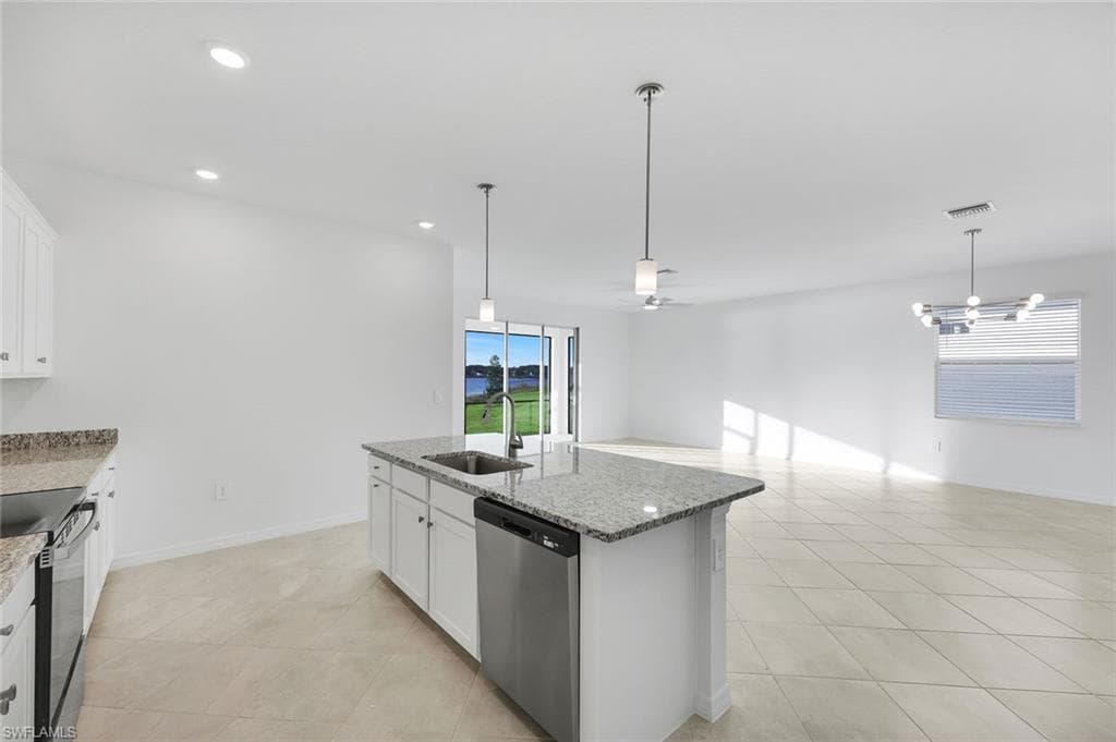 3928 Sweet Alyssum TER, ALVA FL 33920-9