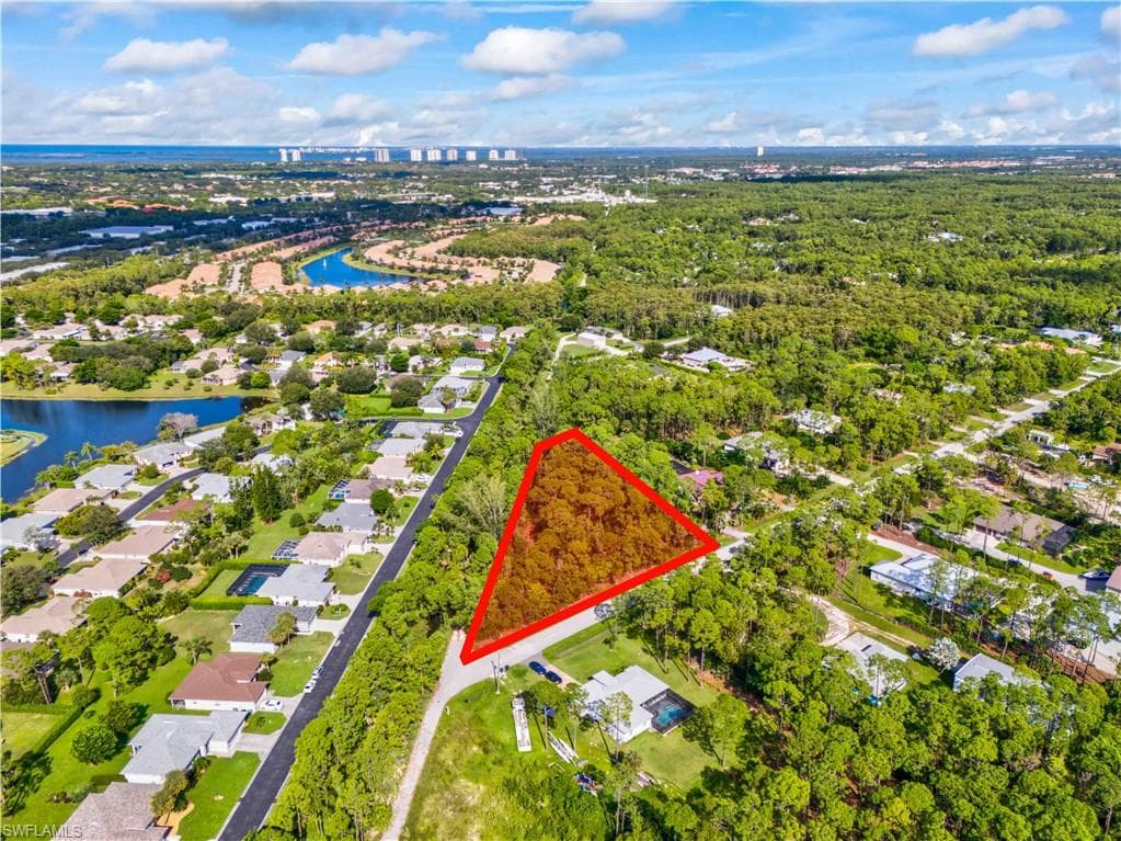 25650 Luci DR, BONITA SPRINGS FL 34135-14