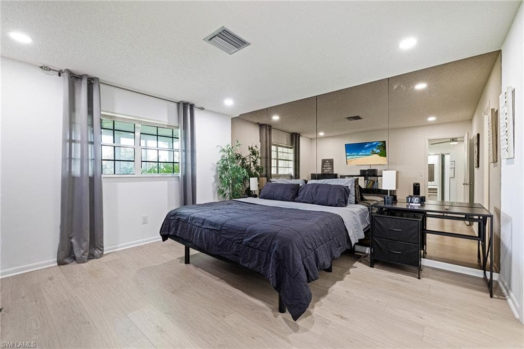 1404 Myerlee Country Club BLVD, FORT MYERS FL 33919-23