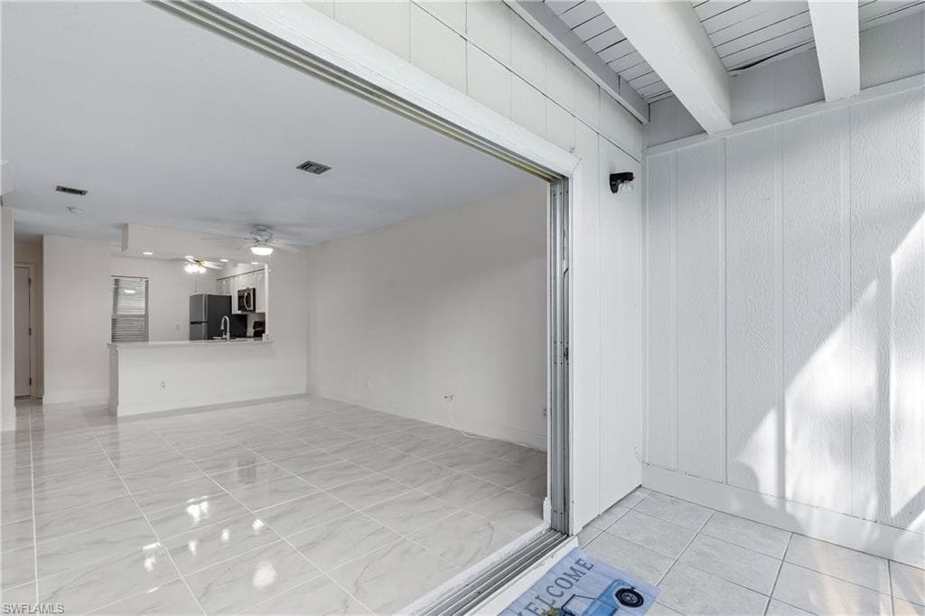 25500 Cockleshell DR # 504, BONITA SPRINGS FL 34135-28