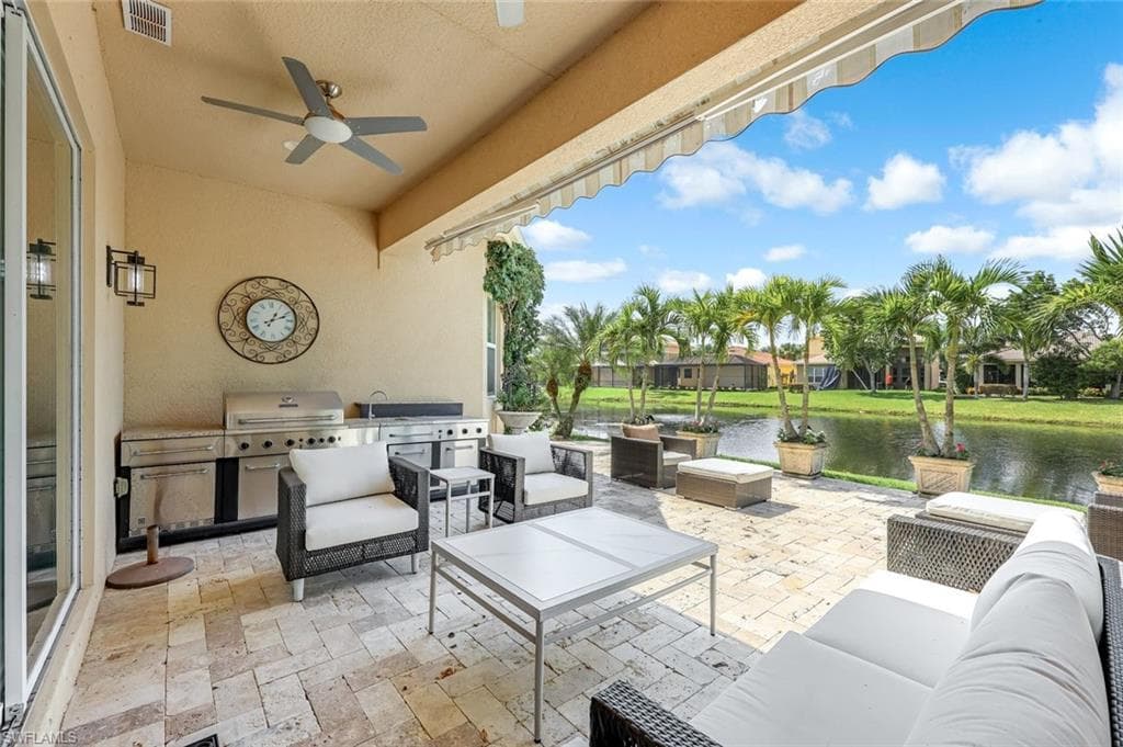 6582 Monterey PT, NAPLES FL 34105-25