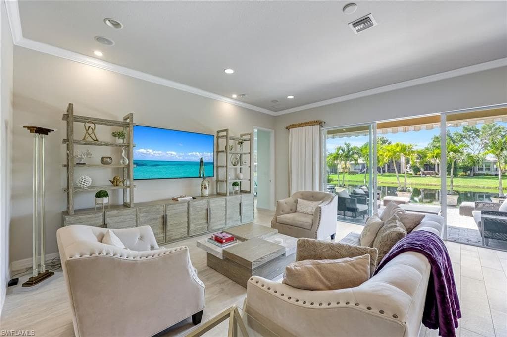 6582 Monterey PT, NAPLES FL 34105-3