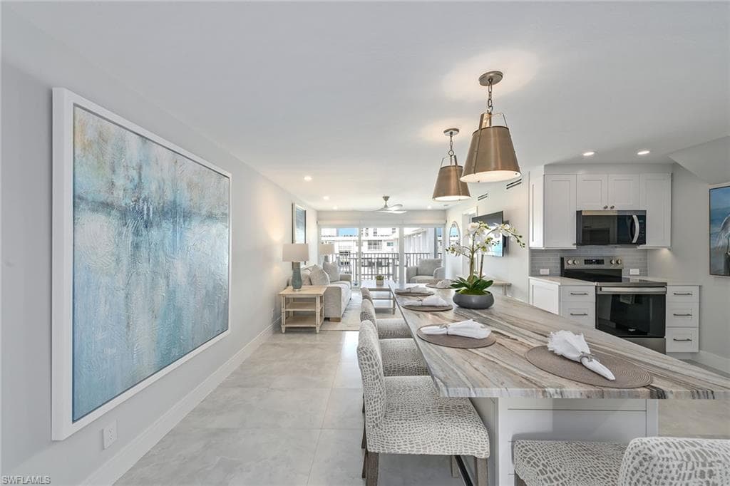 3443 Gulf Shore BLVD N # 813, NAPLES FL 34103-5