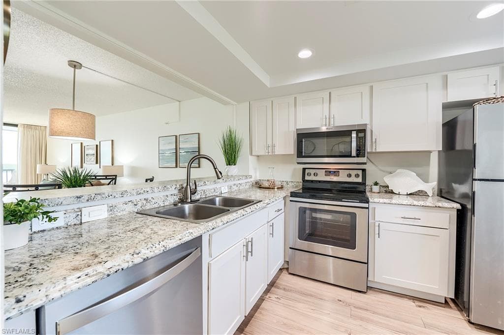 4253 Bay Beach LN # C3, FORT MYERS BEACH FL 33931-9