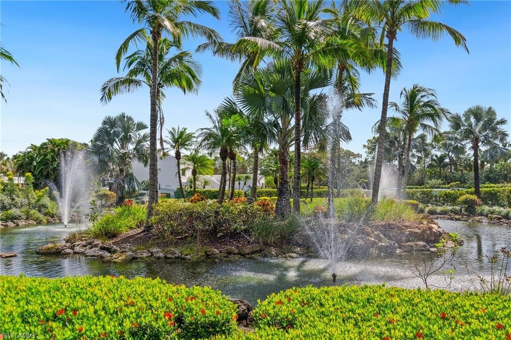 3327 Olympic DR # 526, NAPLES FL 34105-2