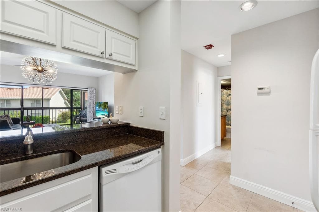 3327 Olympic DR # 526, NAPLES FL 34105-7