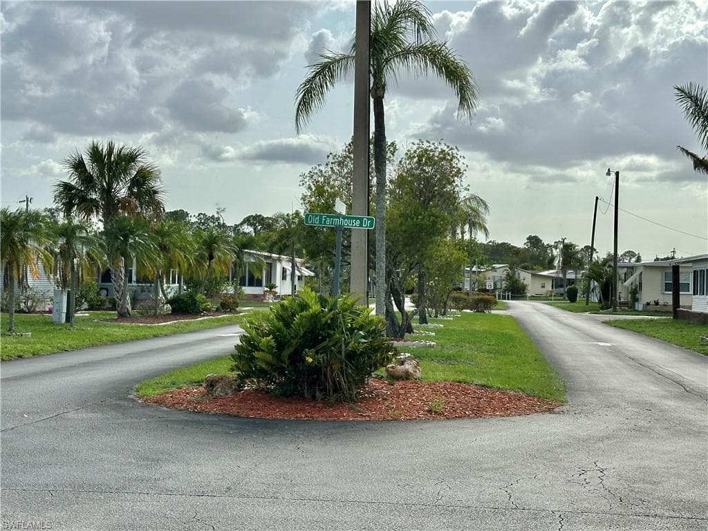 3165 Bunny Run DR-44