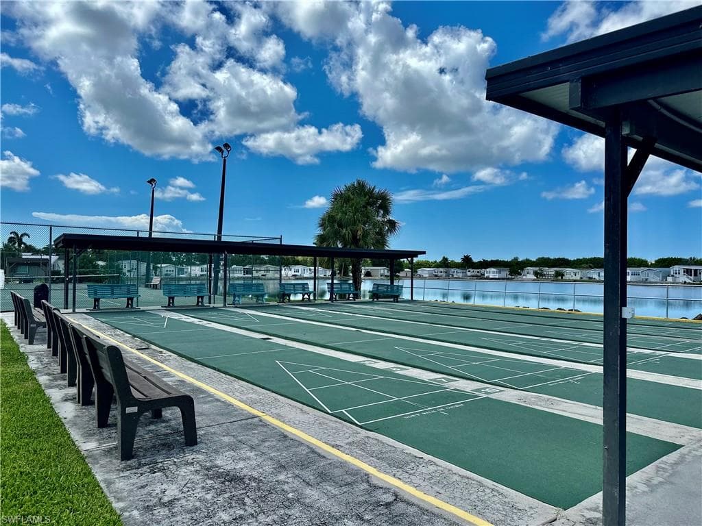 186 Panther Pass CIR # 186, NAPLES FL 34114-39