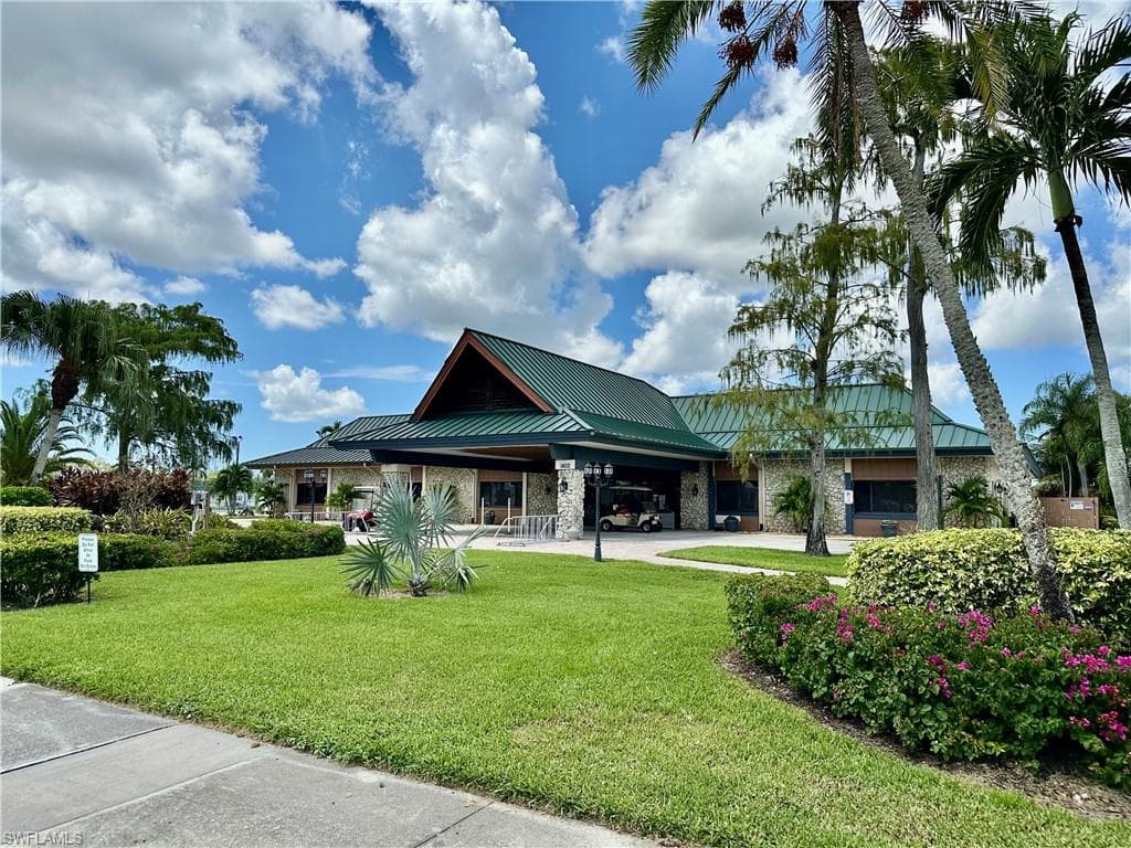 186 Panther Pass CIR # 186, NAPLES FL 34114-24
