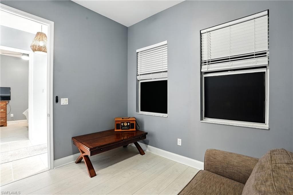 15256 Riverbend BLVD # 105, NORTH FORT MYERS FL 33917-26