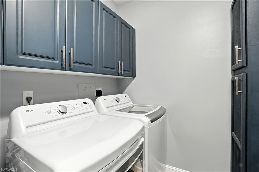 15256 Riverbend BLVD # 105, NORTH FORT MYERS FL 33917-15