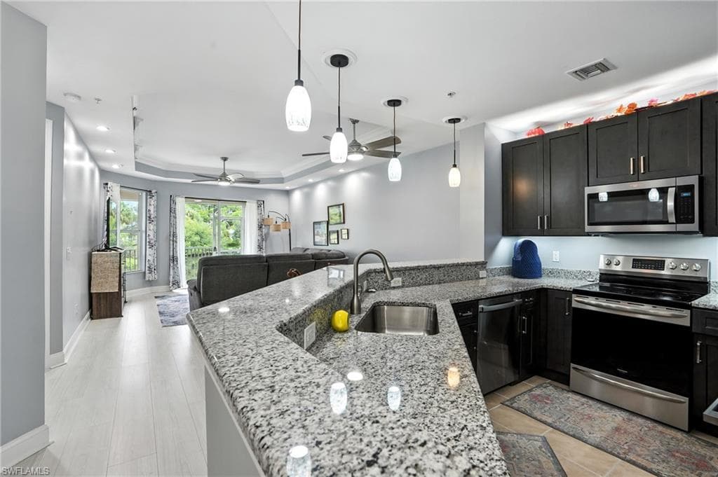 15256 Riverbend BLVD # 105, NORTH FORT MYERS FL 33917-23