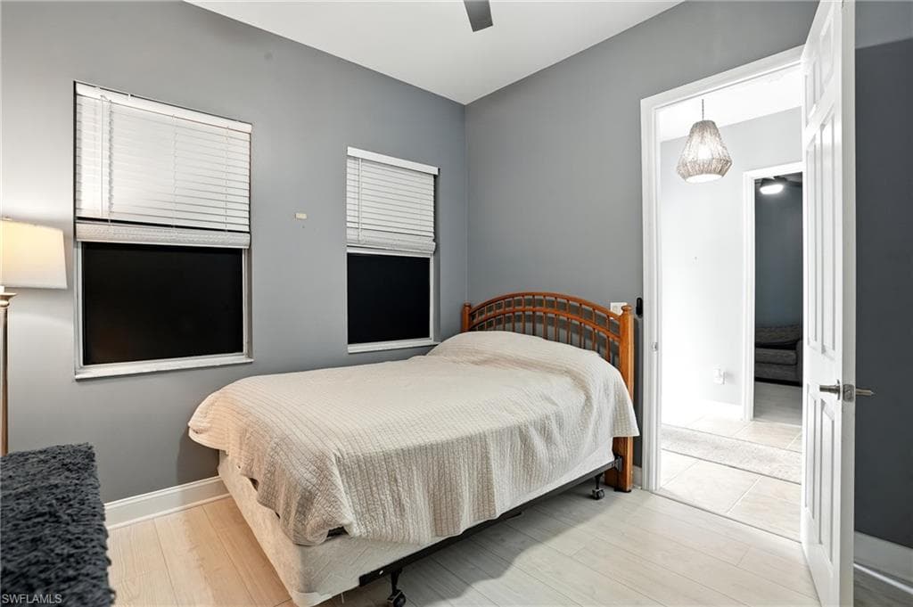 15256 Riverbend BLVD # 105, NORTH FORT MYERS FL 33917-17