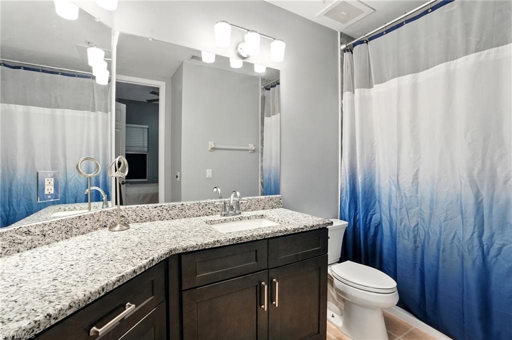 15256 Riverbend BLVD # 105, NORTH FORT MYERS FL 33917-18