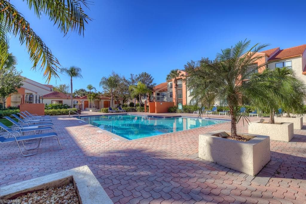 13545 Eagle Ridge DR # 827, FORT MYERS FL 33912-25