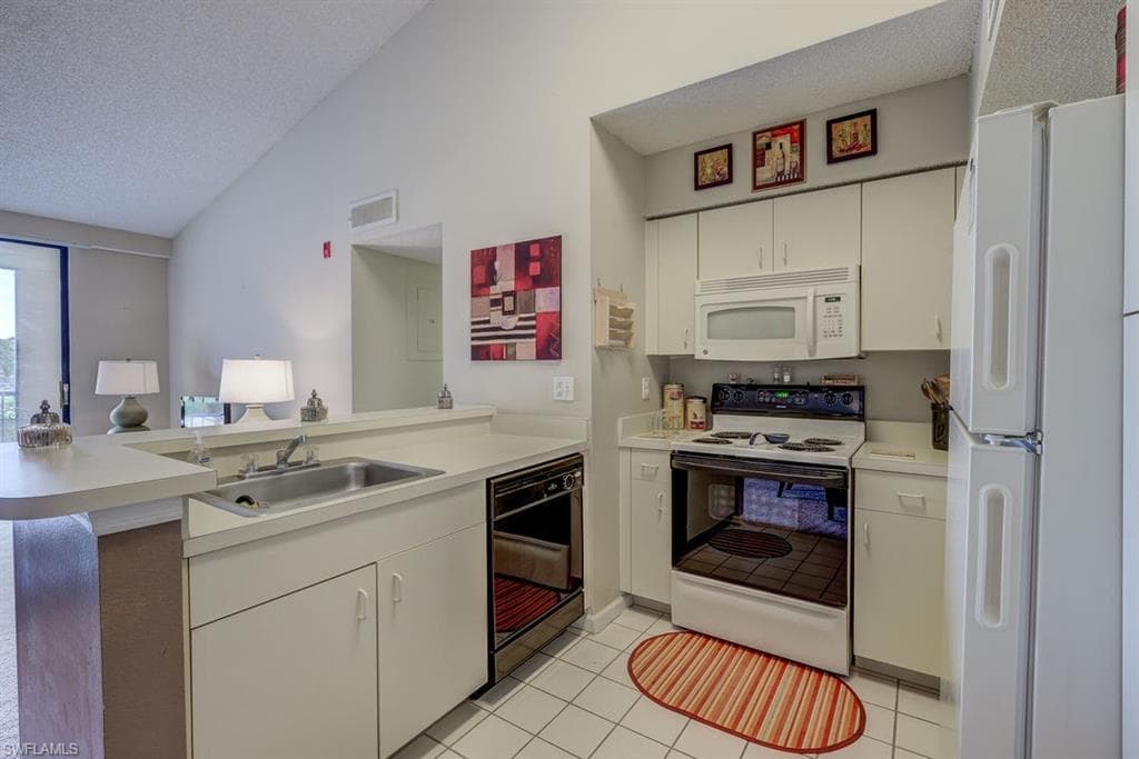 13545 Eagle Ridge DR # 827, FORT MYERS FL 33912-14