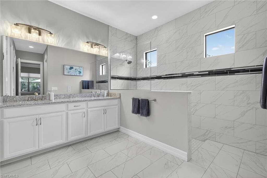 1471 Mockingbird DR, NAPLES FL 34120-22