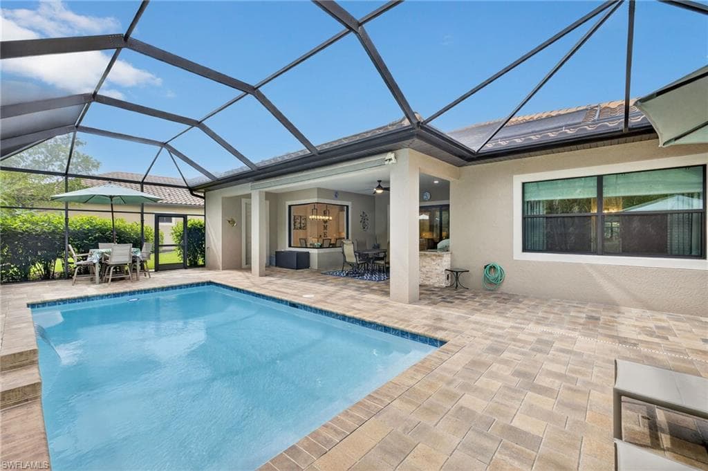 1471 Mockingbird DR, NAPLES FL 34120-37